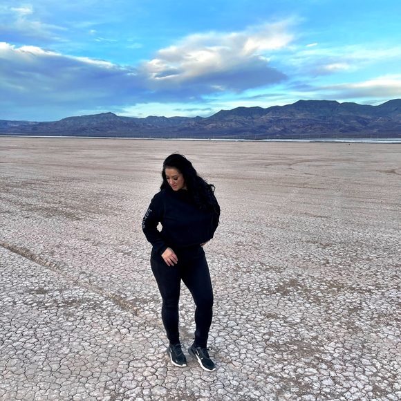 Meet your Posher, Bootsy - Picture 2 of 2